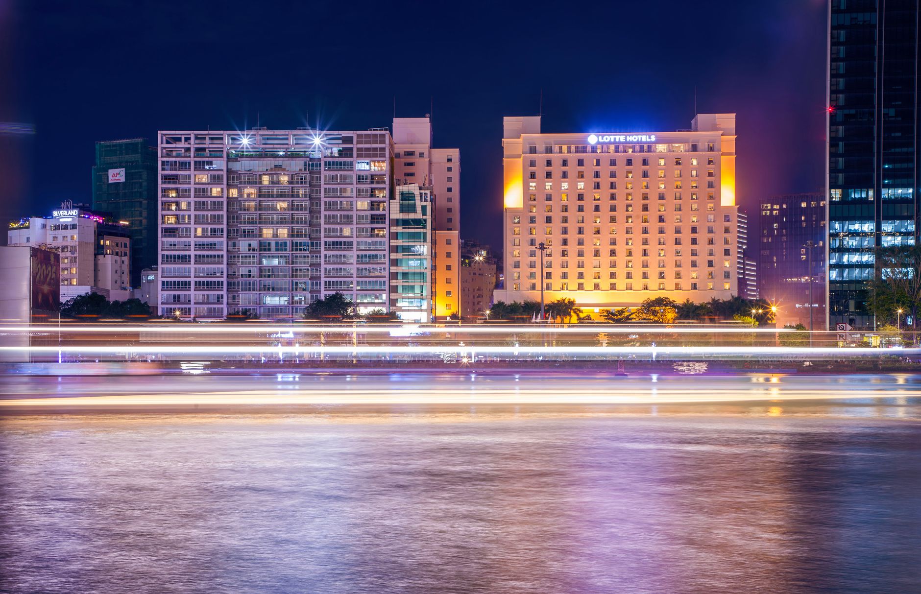 The Meridian Grand