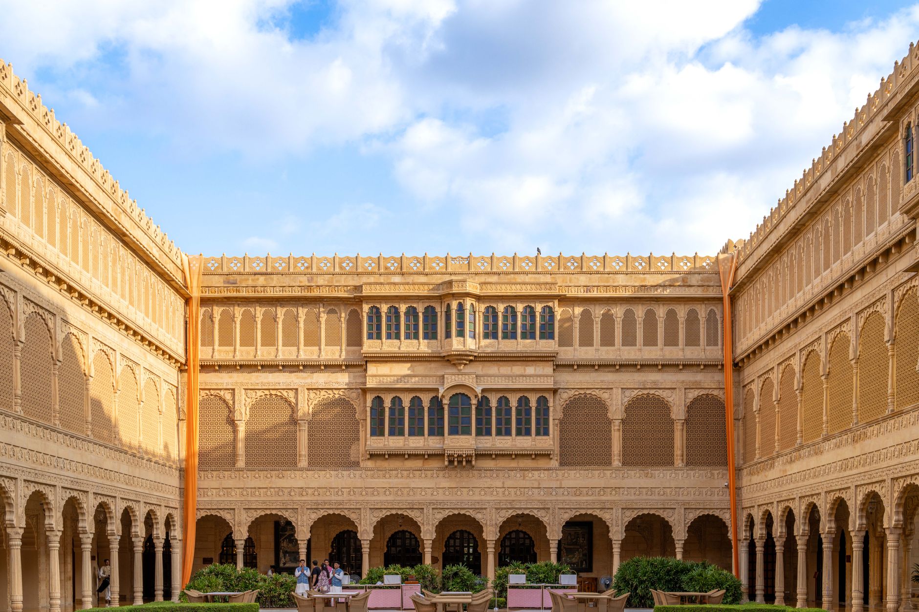 Rajmahal Heritage Palace